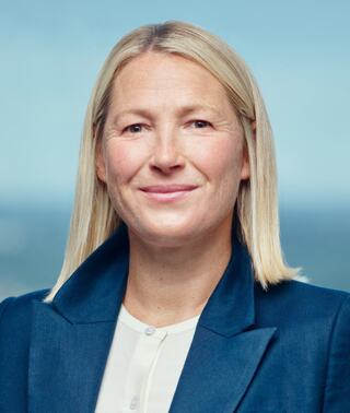 Photo of Lauren Walsh